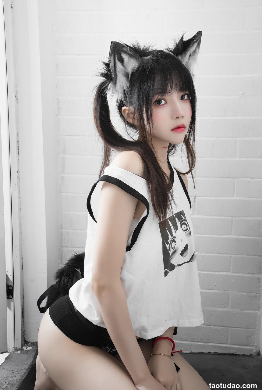 桜桃喵 - NO.124 狼崽崽 [60P-1.05GB]