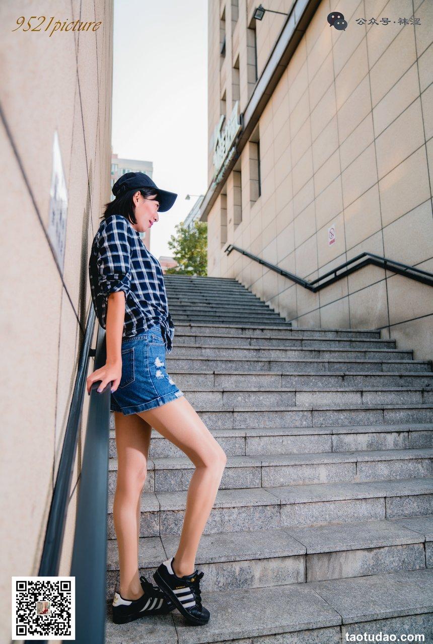 袜涩写真 VOL.073 运动风 油亮丝  [59P／300MB]