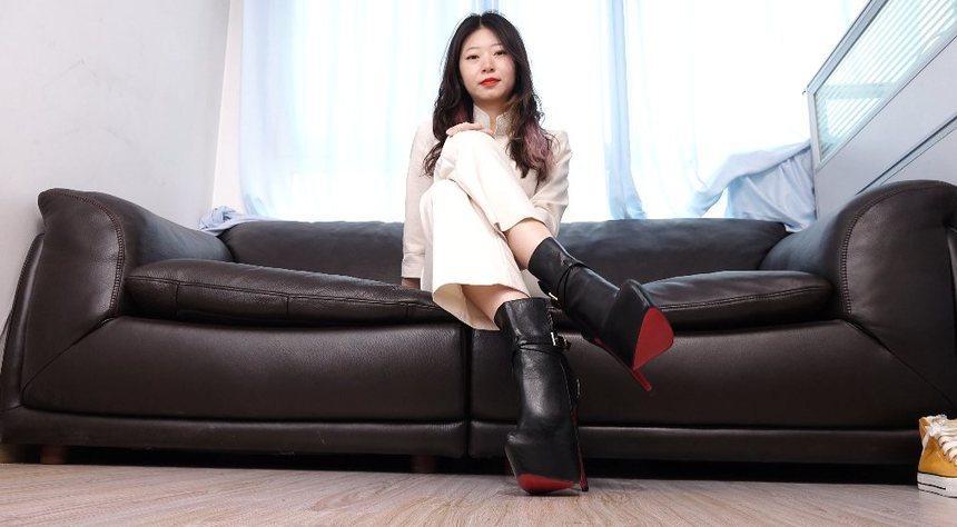 [A&F]丝足视频 048-Yangzi性感短丝裸足 [1V-3.79G]