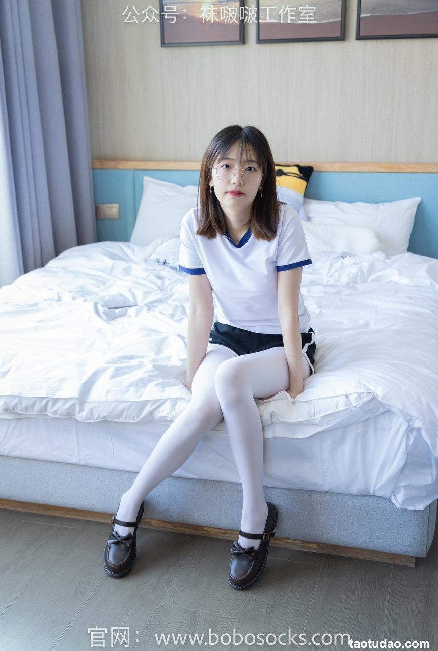 [BoBoSocks袜啵啵]NO.108 小甜豆-皮鞋、厚白丝、踩奶油蛋糕剧情[137P+1V／5.43GB]