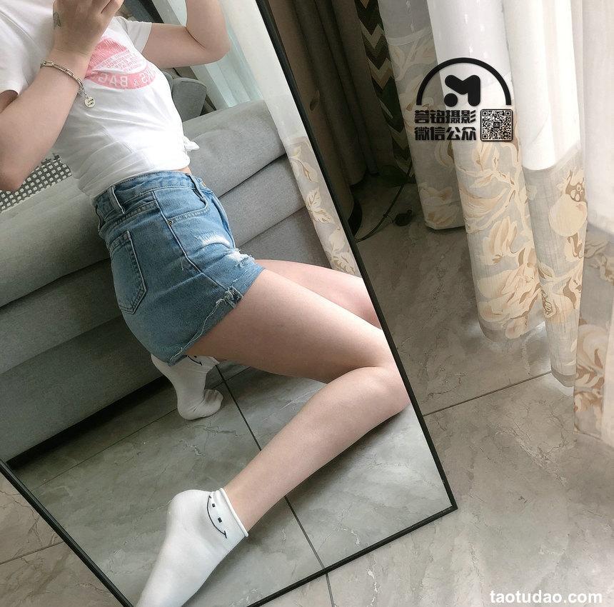 [誉铭传媒]袜足摄影 2021年 NO.015[100P+1V／547MB]