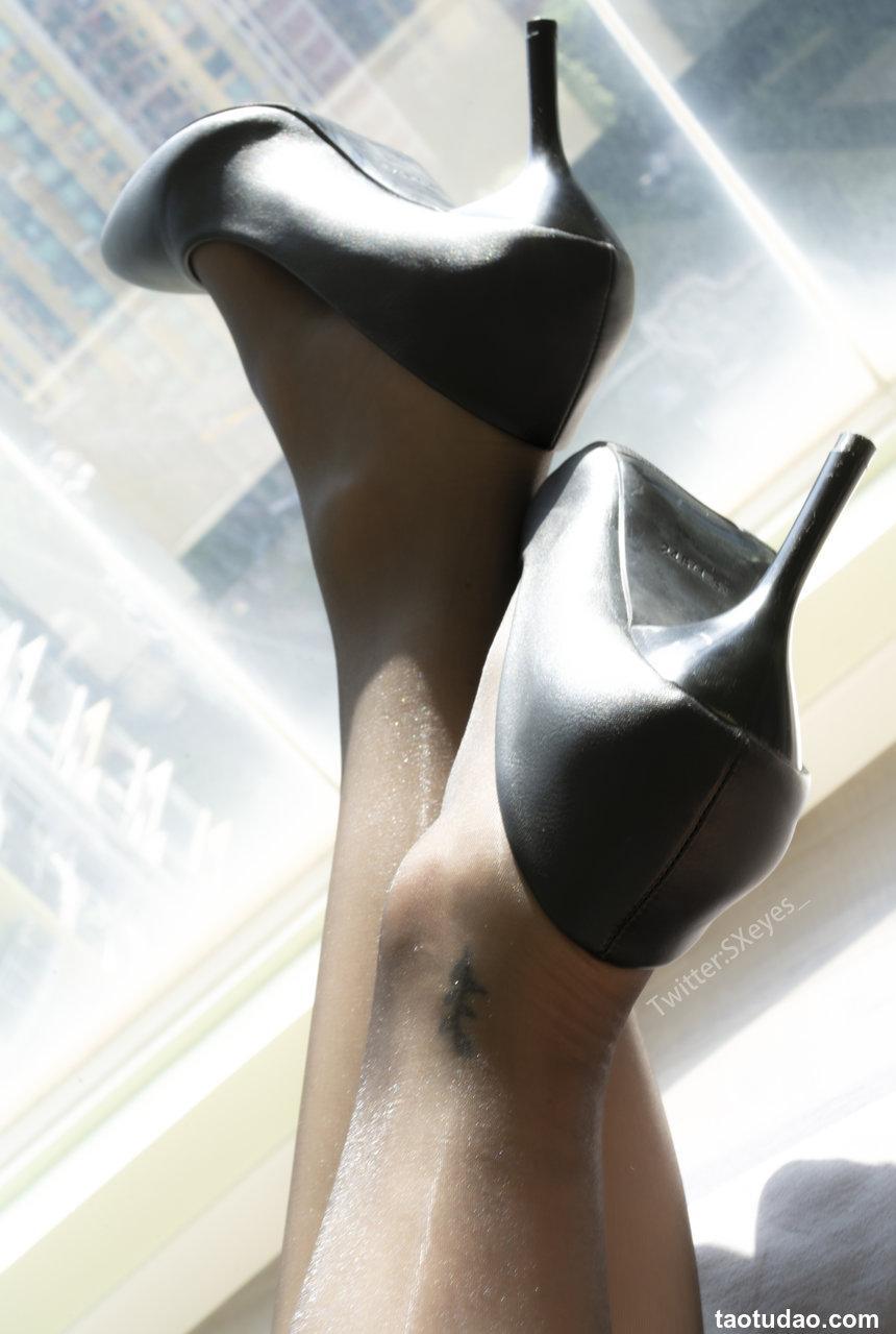 眼酱大魔王 NO.051 – 居家女友 [26P-277M]