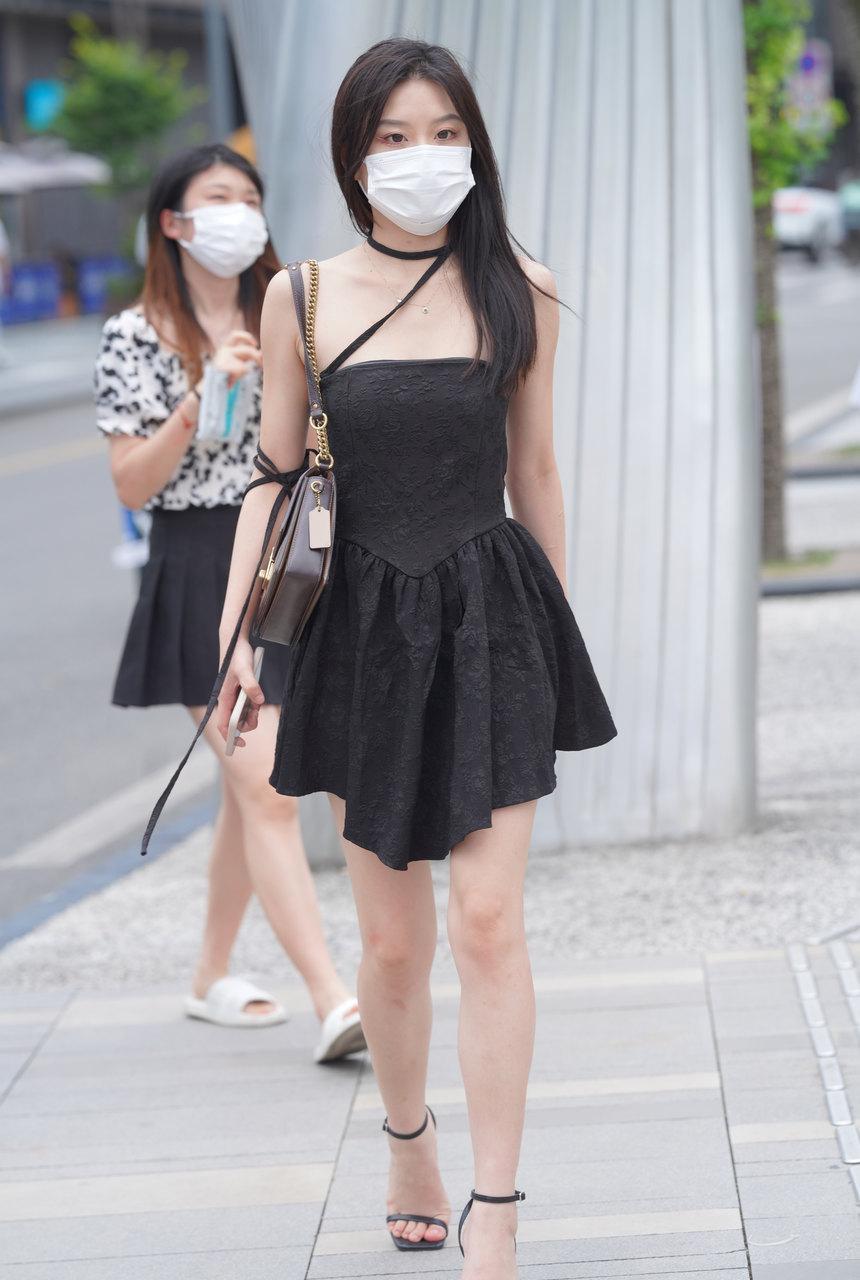 都市丽人黑色提花美女【84P-870MB】