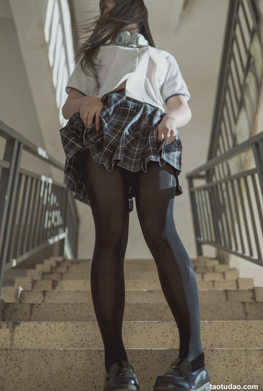 阿汐汐W NO.002 楼梯JK [30P-140MB]