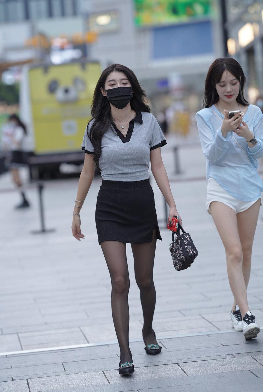 都市丽人漂亮的黑丝美女【90P+1V-1.29G】