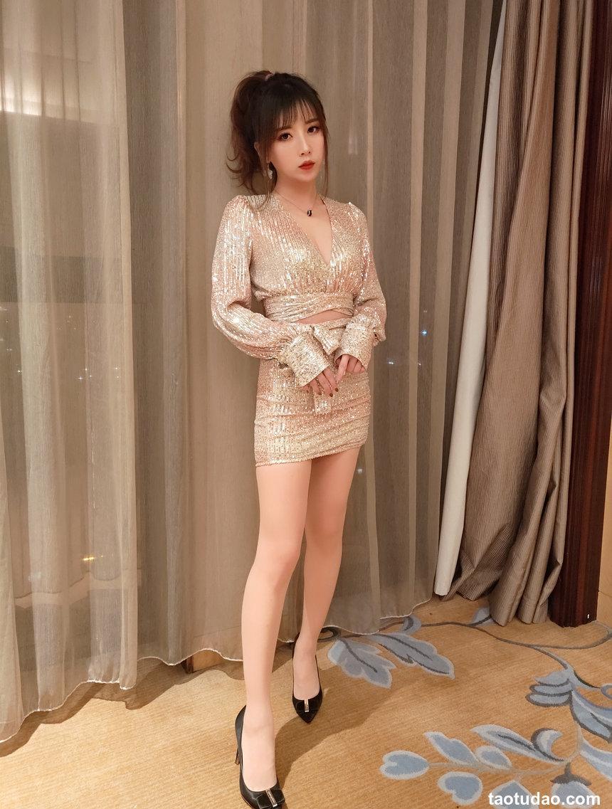 小女巫露娜 NO.014 - 亮片裙肉丝[22P／141MB]