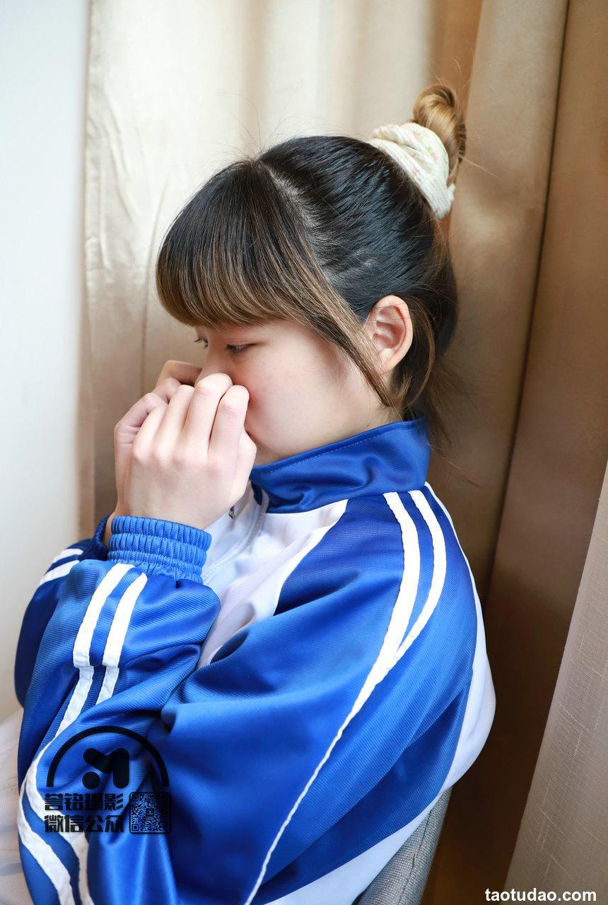 [誉铭传媒]袜足摄影 2021年《05.10赞助定制作品》[88P+1V／1.07GB]