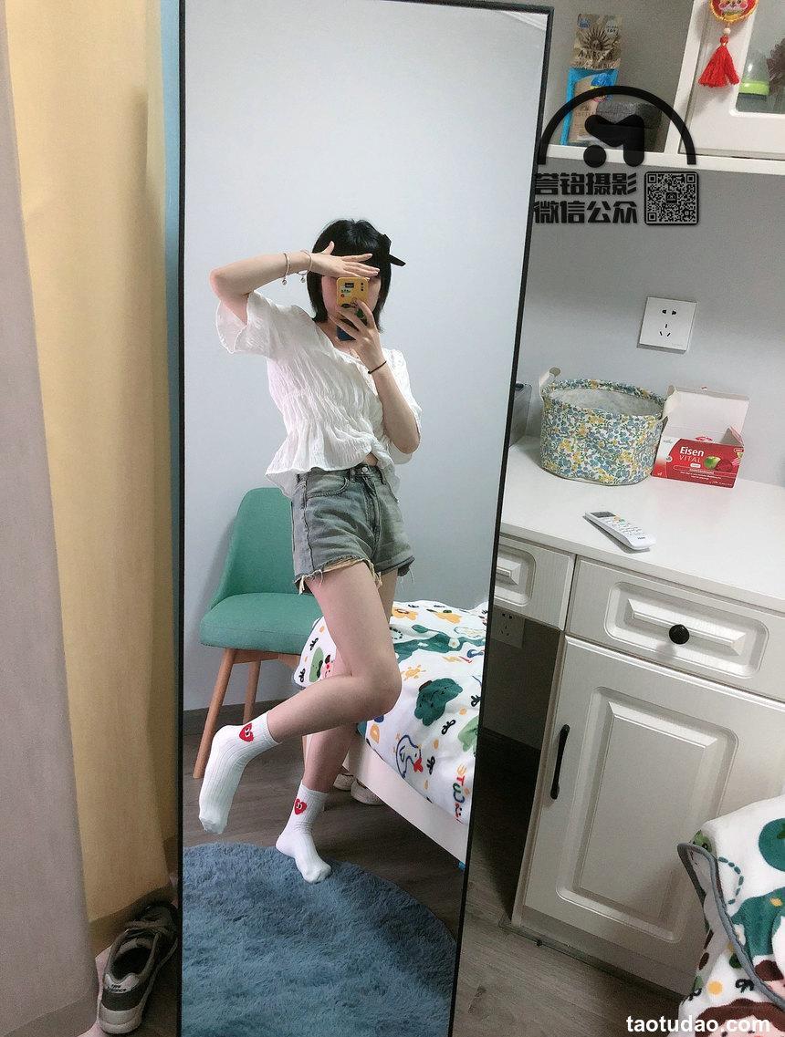 [誉铭传媒]袜足摄影 2021年 NO.009[100P+1V／547MB]