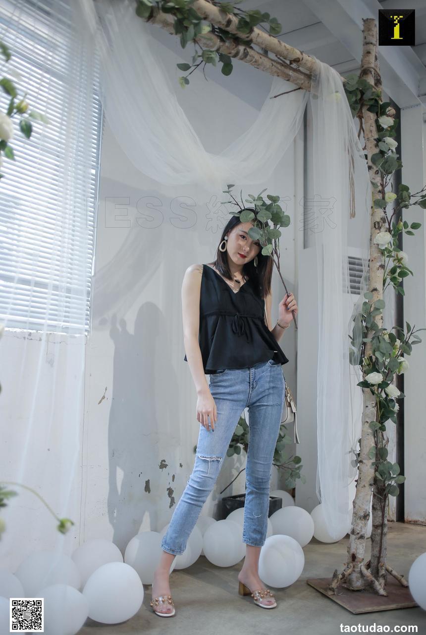 [IESS异思趣向] 2019.09.20 丝享家576：云芝《日常版牛仔裤里丝》[84P23MB]