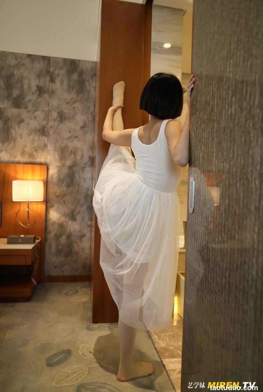 [ROSI写真] 艺学妹2020.03.22 NO.105[99+1P／88.1MB]