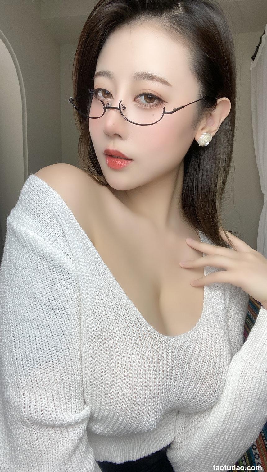 奈汐酱nice NO.025 – 姐姐 [75P+7V-650M]