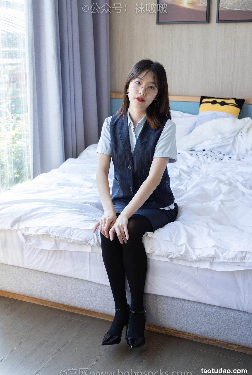 [BoBoSocks袜啵啵]NO.038 小甜豆-建行行服、高跟鞋、厚黑丝[131P+1V／6.37GB]