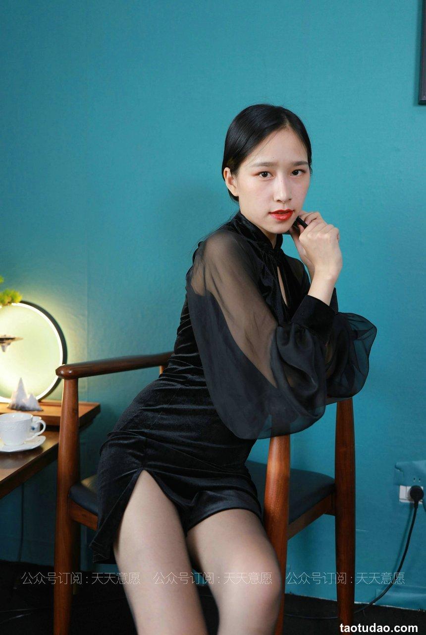 [IESS异思趣向] 2021.07.28 丝享家873：美子《新式旗袍短裙》[93P／127MB]