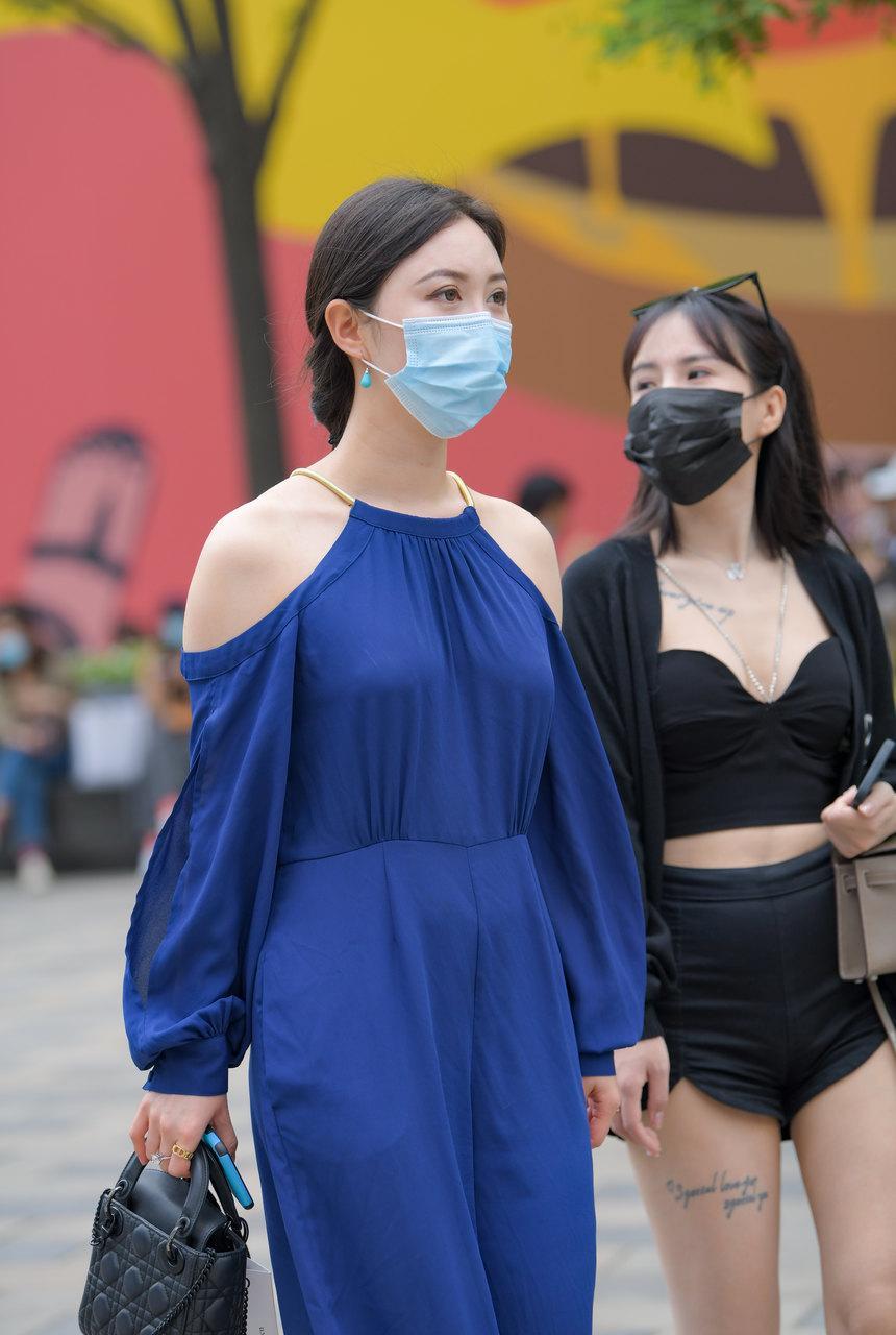 都市丽人蓝色连体衣美女 [49P-1.45G]