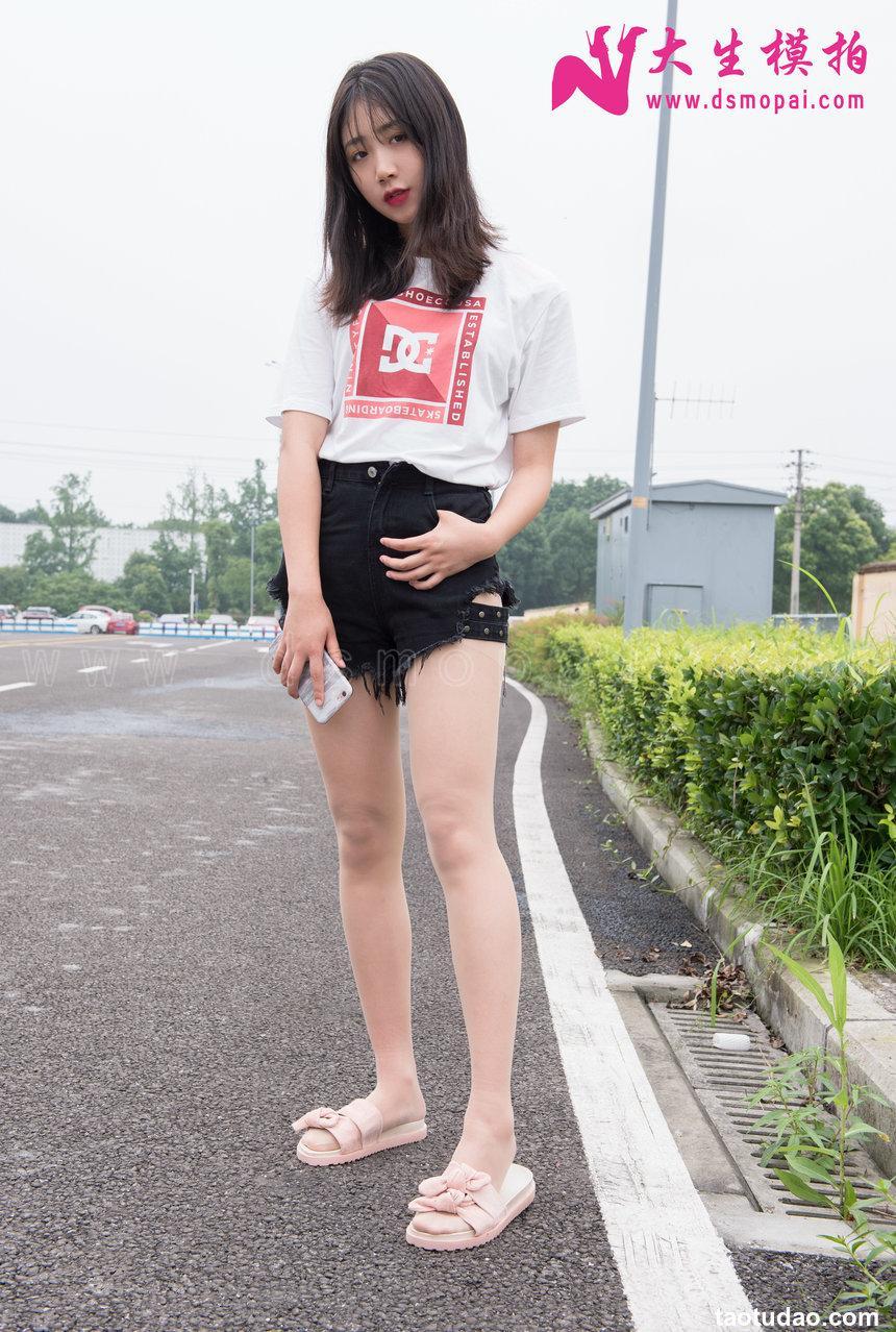 大生模拍 No.136 珠珠 压马路的肉丝腿 [36P1v335MB]