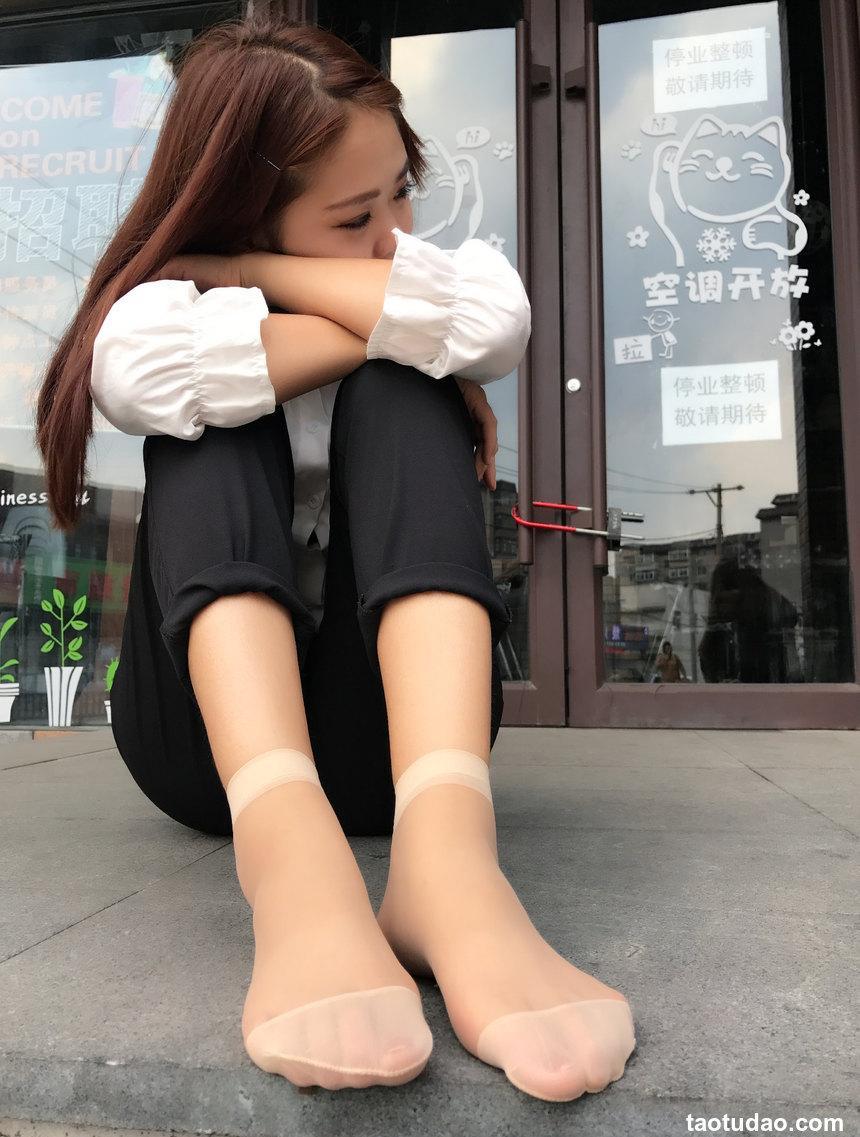 学妹校园寝室短丝系列028期 马欢[190P／365MB]