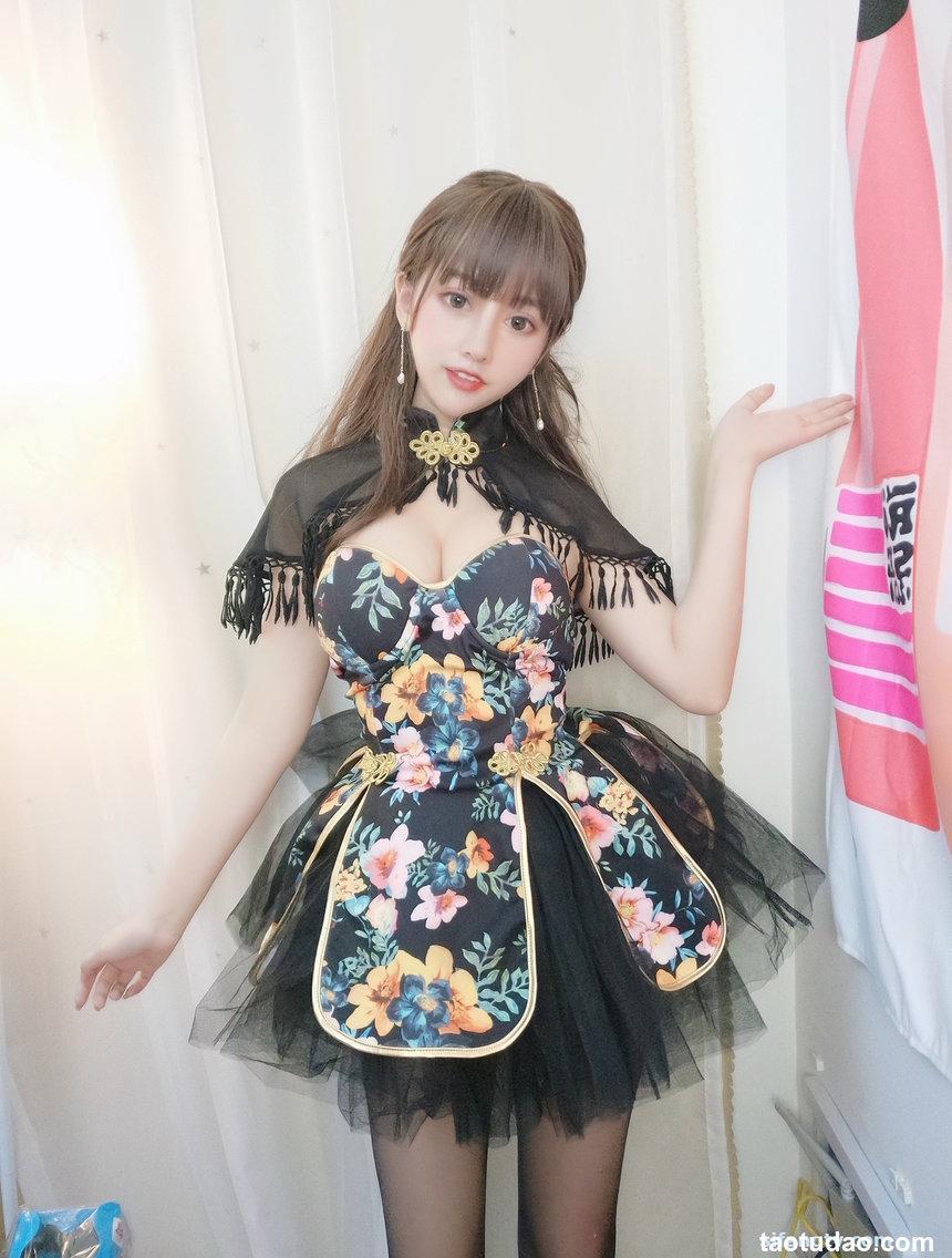 过期米线线喵 披肩小洋装 [17P 34M]