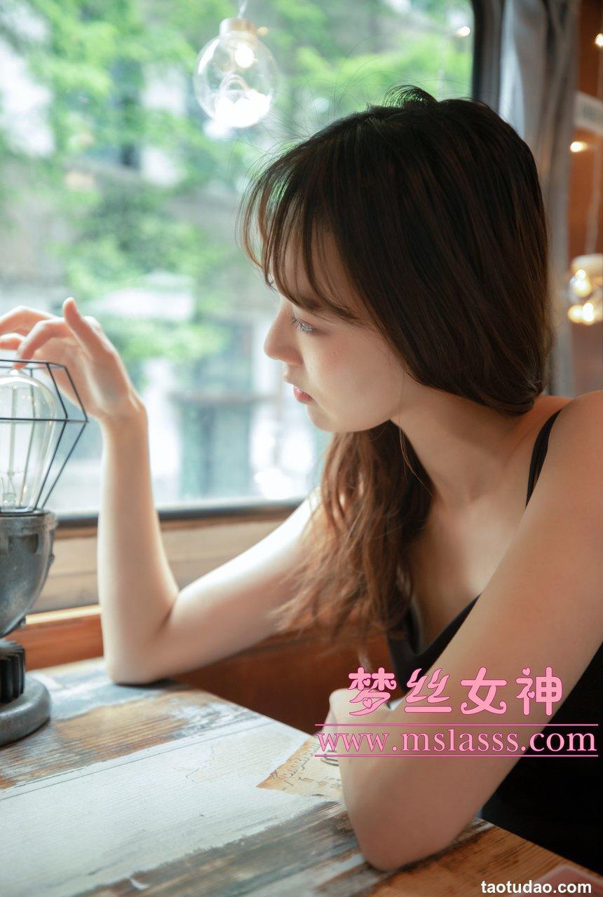 [MSLASS梦丝女神] 2020.04.25 NO.110 玥玥《火车超自然系》[60+1P594M]