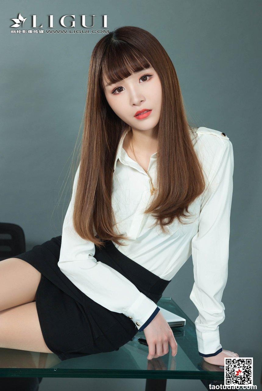 [Ligui丽柜]2019.08.19《职场新秀》- 瑶瑶 [70+1P141M]