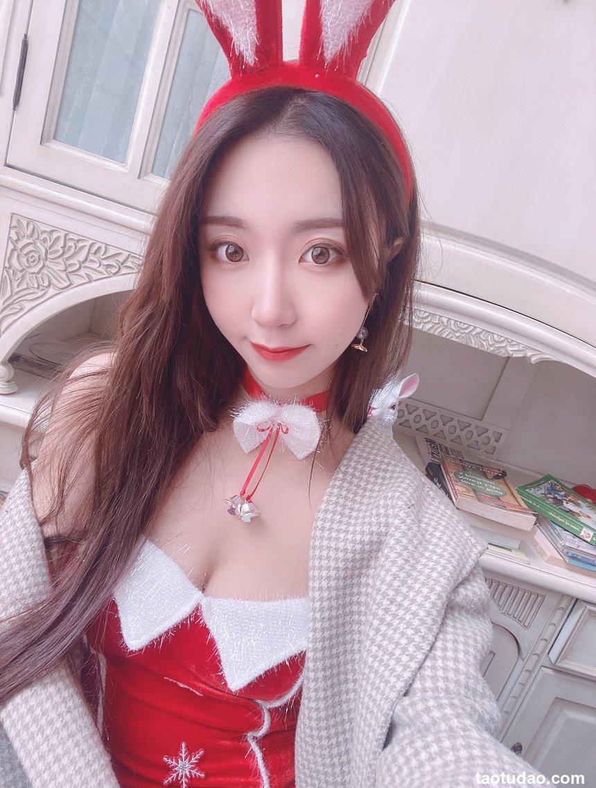 黑川 - 圣诞小兔子 [32P-80MB]