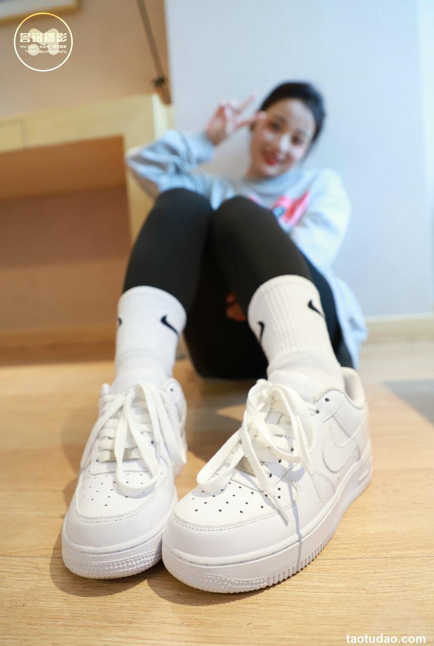 [誉铭传媒]袜足摄影 2022年 NO.006[91P+1V／1.49GB]