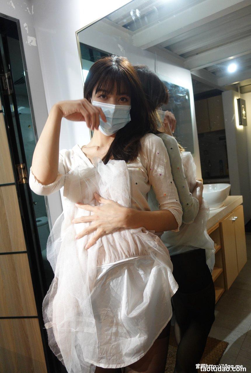 [ROSI写真]口罩系列 2021.12.02 NO.1999[75+1P／111MB]