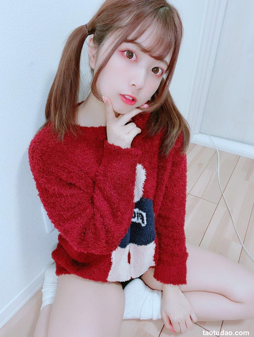 [Fantia] Tomiko 小熊睡衣 [52P-97.3MB]