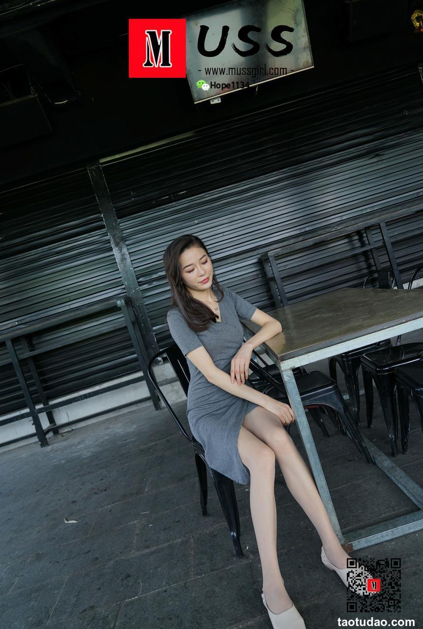 [MussGirl慕丝女郎]NO.043 她若惊鸿一瞥，汝已心猿意马[88P／179MB]