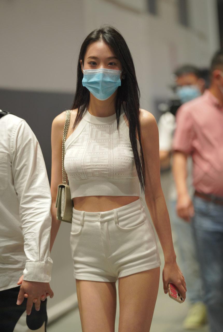 都市丽人立体镂空针织背心吊带气质美女 [211-2.53G]