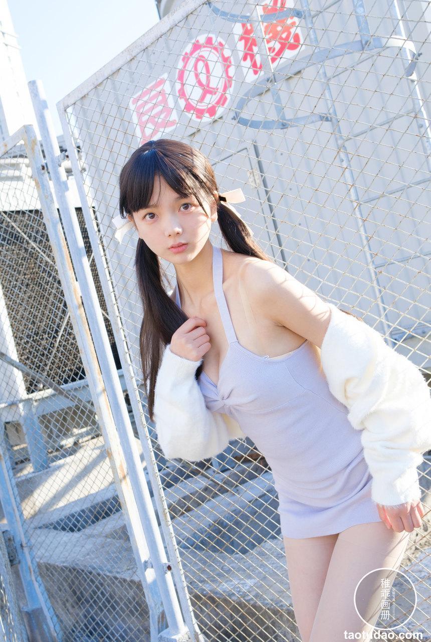 稚乖画册 - NO.15 夜夜 天台停车场肉丝 Lolita [83P1V-4.68GB]