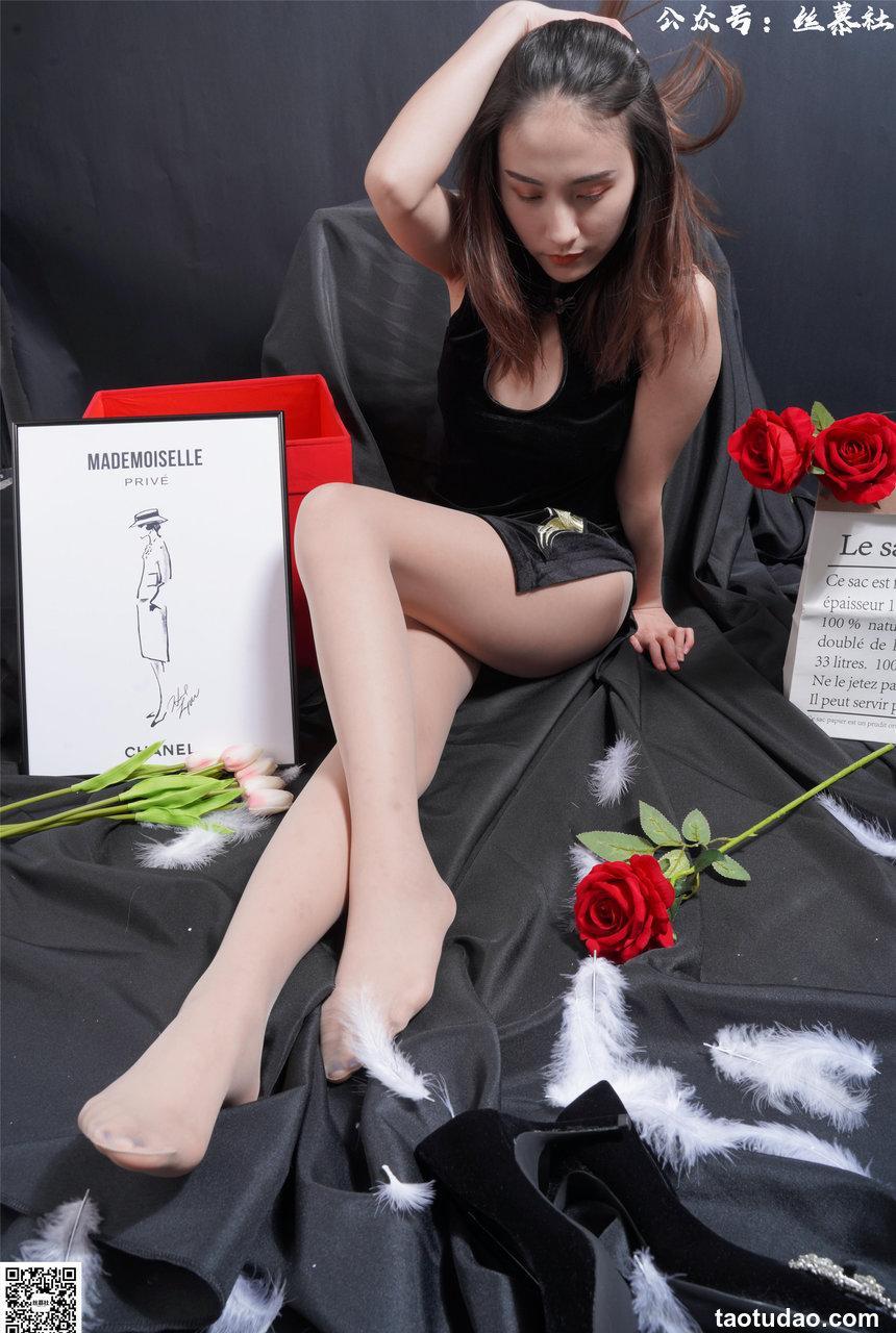 丝慕写真 SM001 《丝与玫瑰》