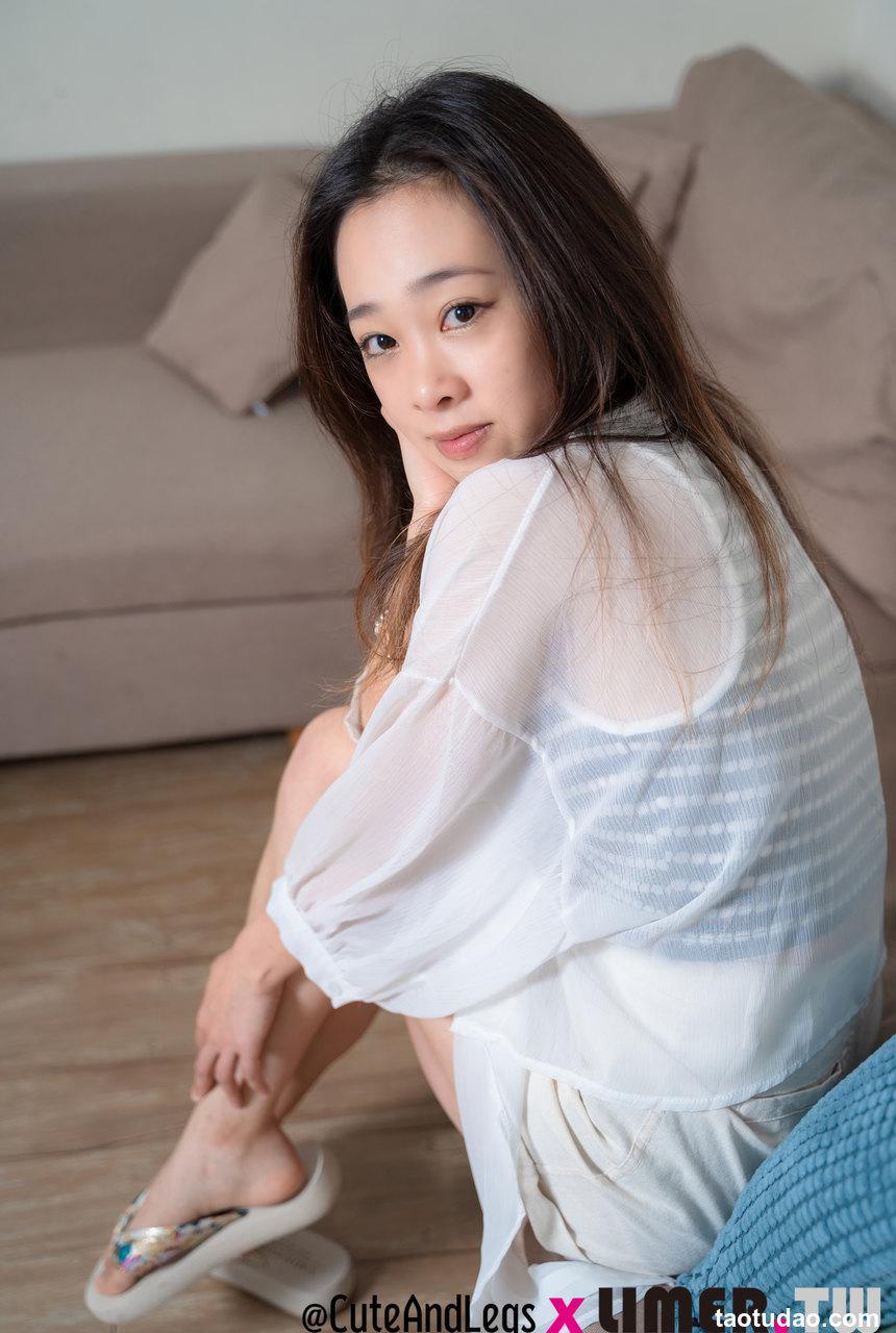 Limerence原创 NO.021 小侯佩初次合作一脸羞涩[220P+1V／2.79GB]