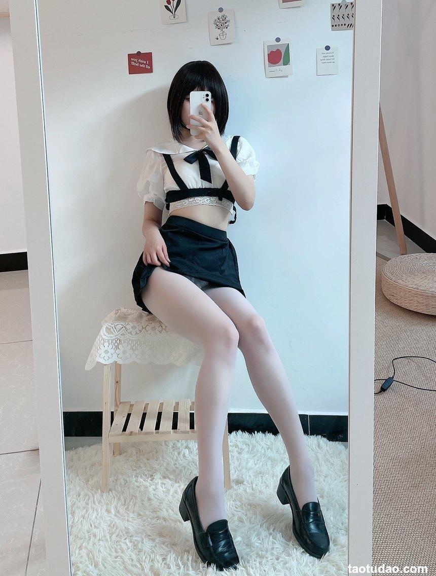 田璐璐 NO.006 — 自摄SP02 [100P+3V-190M]