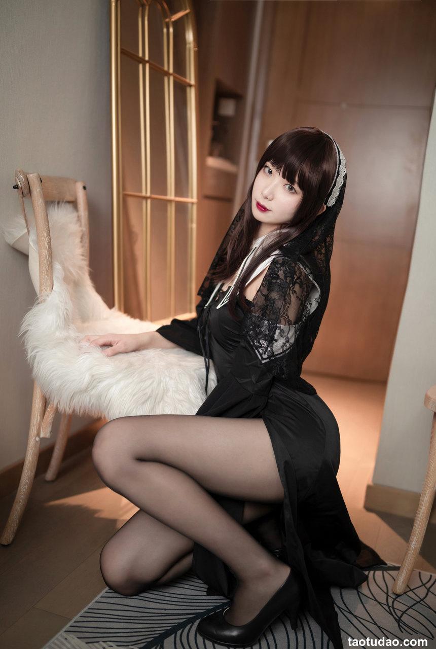 封疆疆v -  黑色修女 [40P-512MB]