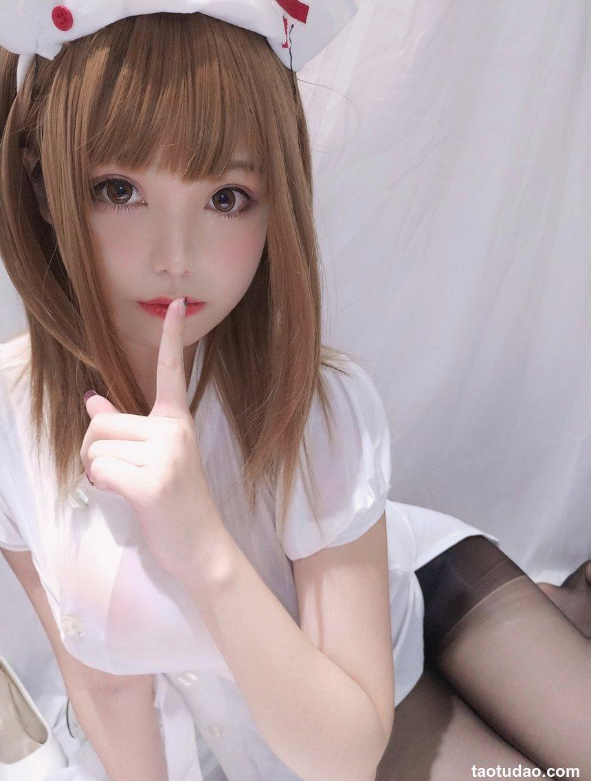 蜜汁猫裘 NO.034 小护士 [41P+1V-85MB]