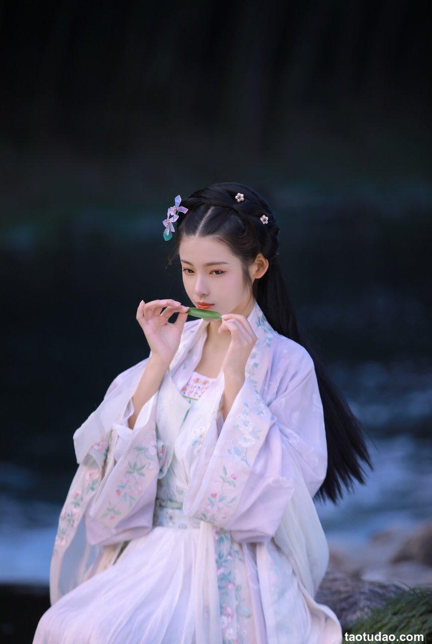 一见倾心 NO.004 – 汉服 Part01 [1212P-3.75G]