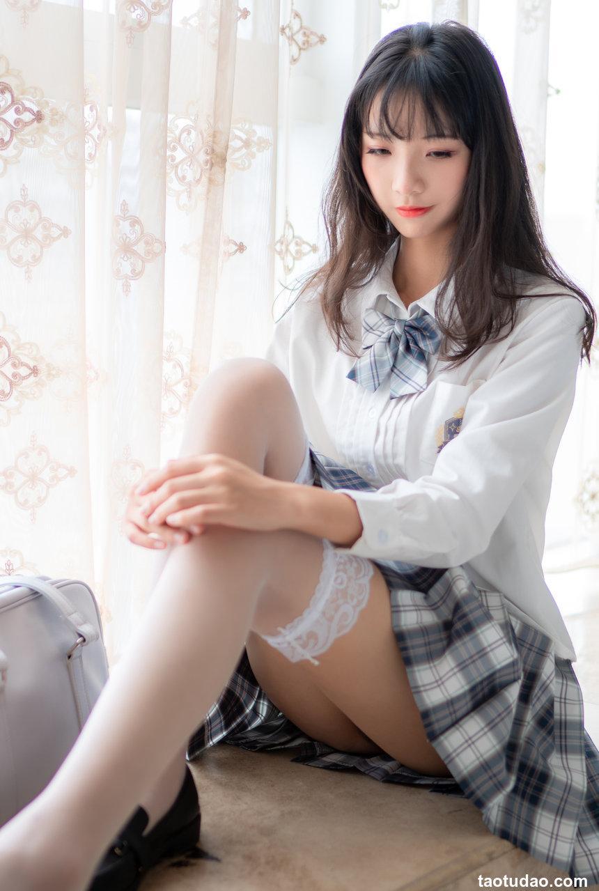 西瓜少女 NO.018    JK格子裙[23P-150M]