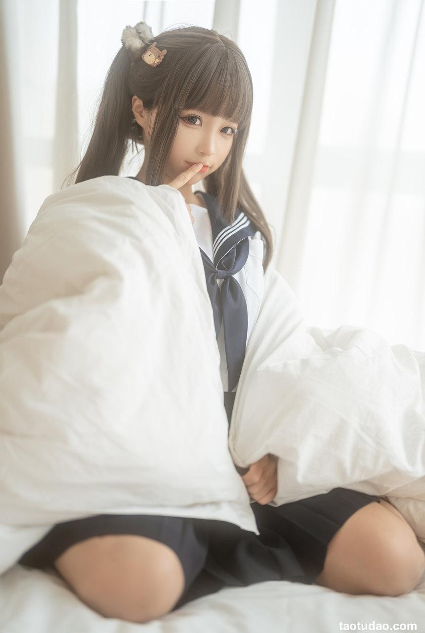 蠢沫沫 - NO.174 被窝JK [15P1V-400MB]