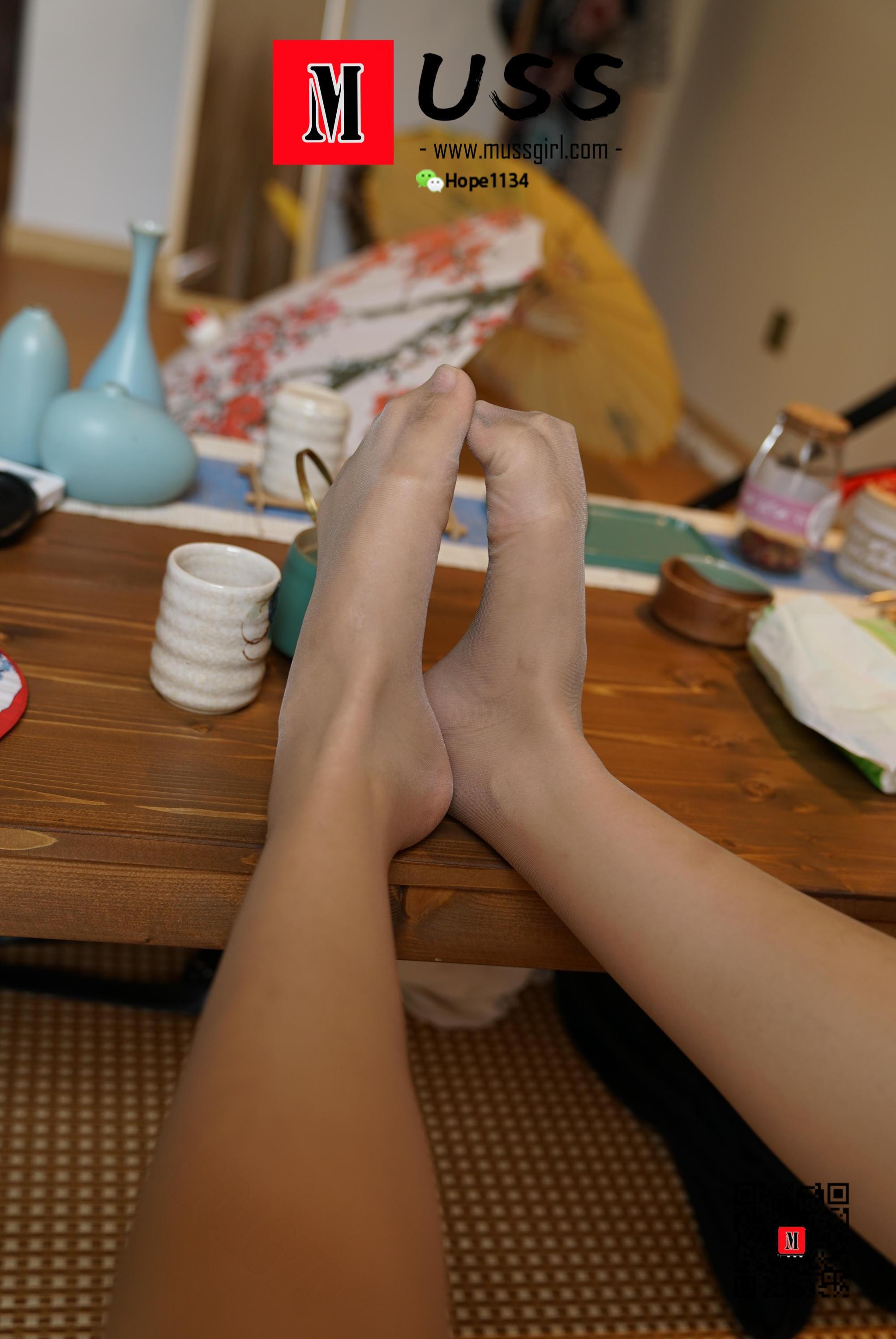 [MussGirl慕丝女郎]NO.005 尤物珊珊[36P／41.7MB]