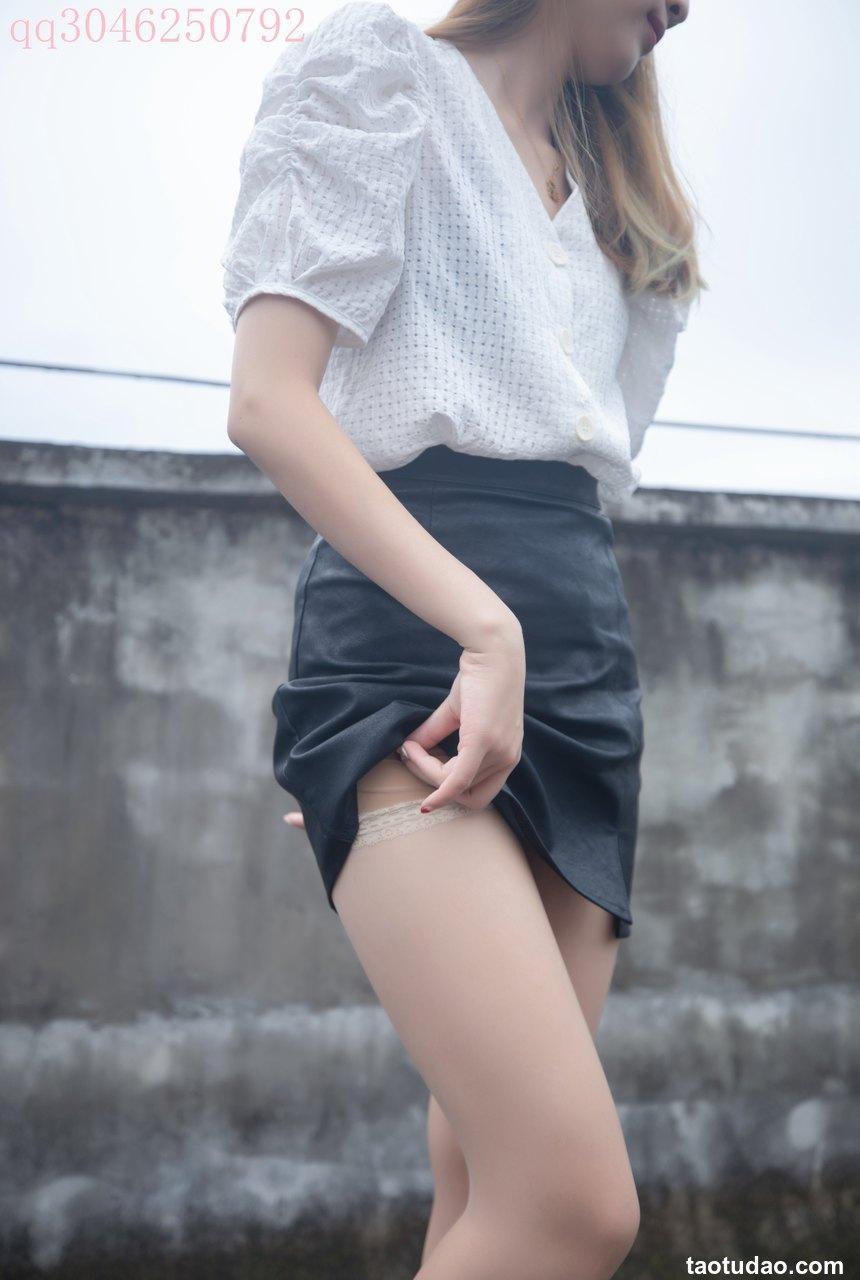 [MSLASS梦丝女神]2021.09.28 NO.161 天台肉丝 王晓瑞[70P／491MB]