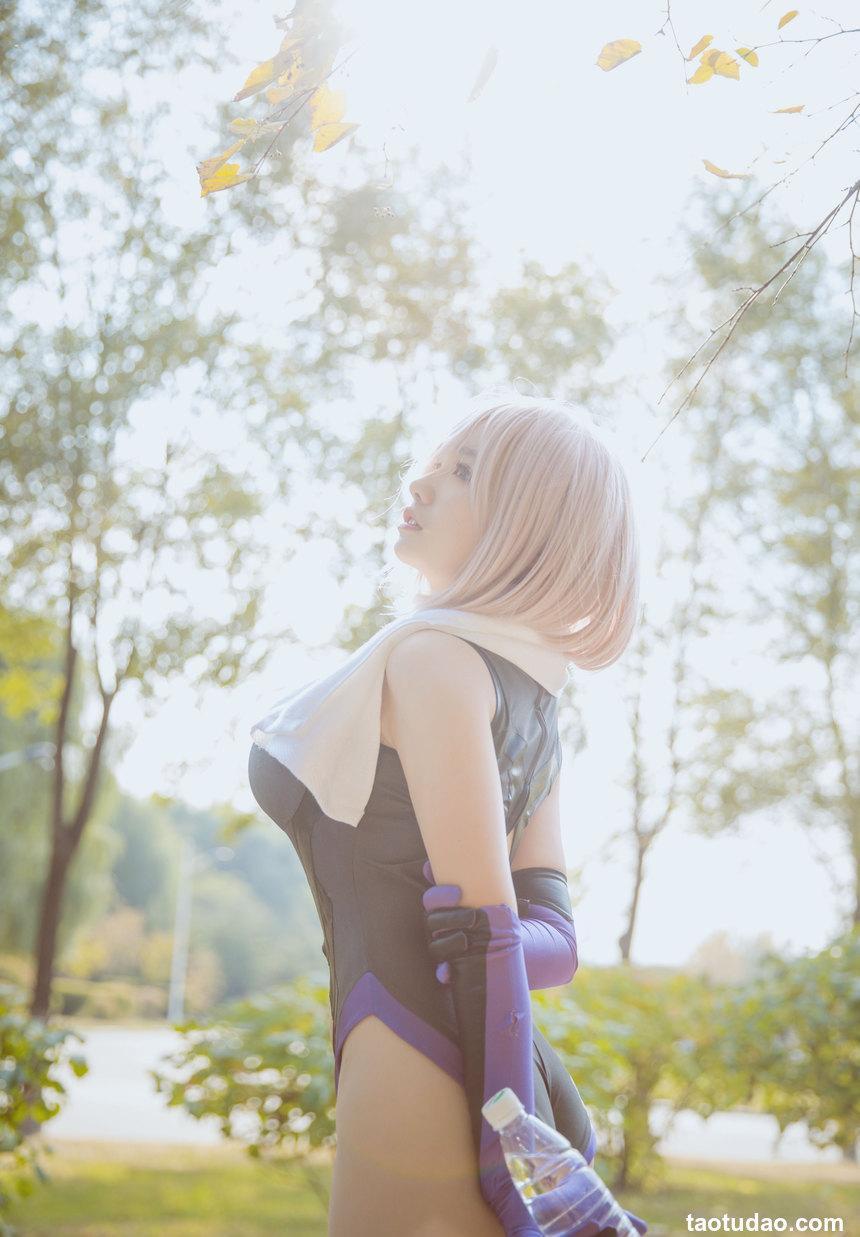 阿半今天很开心 NO.014 — 玛修原皮 [9P-50M]