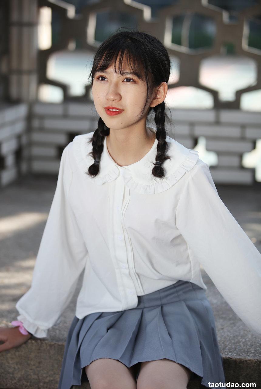 奈丝写真 NO.049 清纯呆萌的学妹-小橙子 [56P+486M]