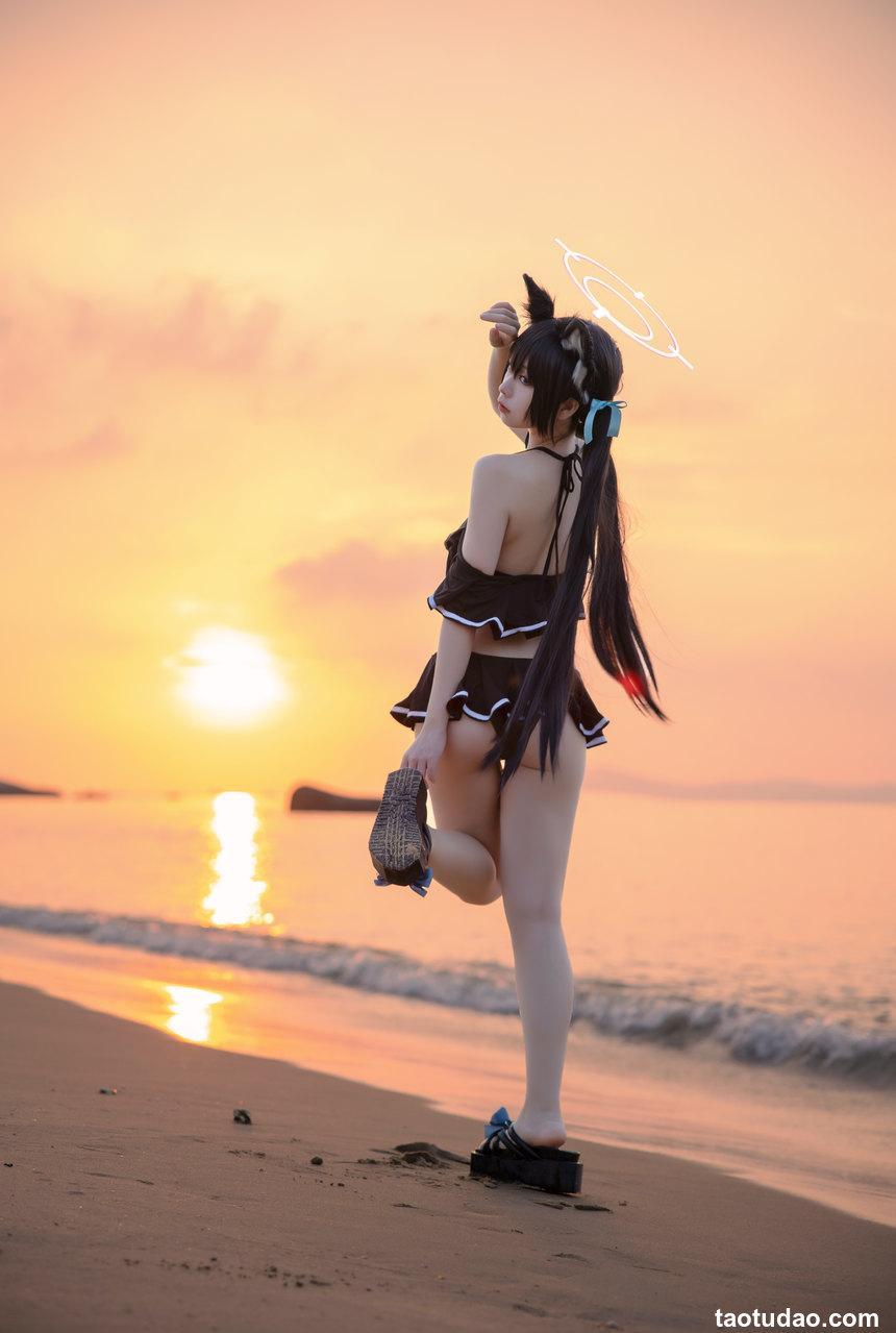 G44不会受伤 - NO.80 碧蓝档案 黑見芹香 海边泳装 [20P-161MB]