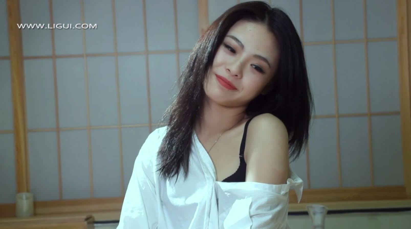 [Ligui丽柜] 2020.05.28 HD视频《香浴名莲》潘潘 [1V-288M]