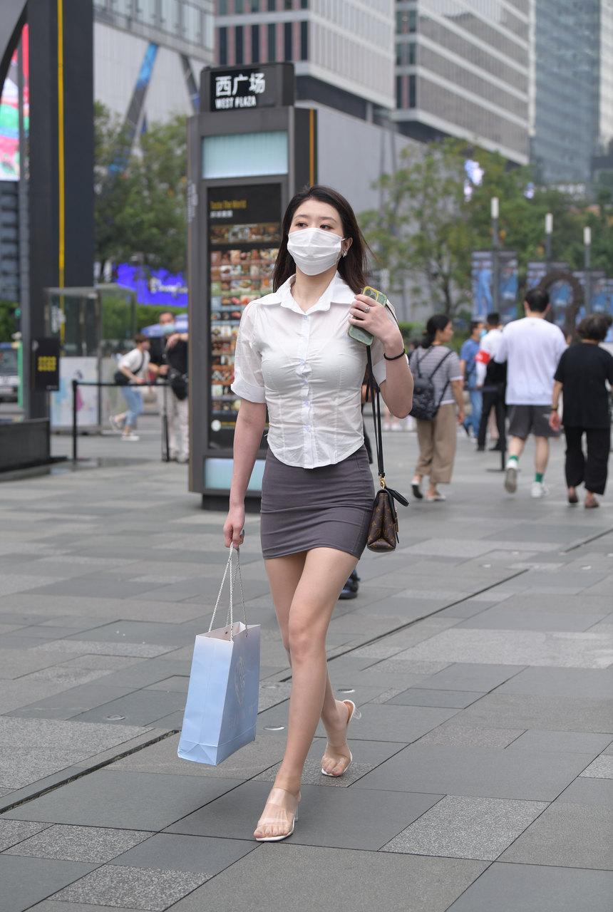 都市丽人气质收腰温迪美女【126P-2.68GB】