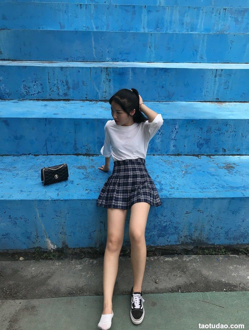 [最爱帆布鞋] 丝袜美腿写真 ON.26 图套+视频