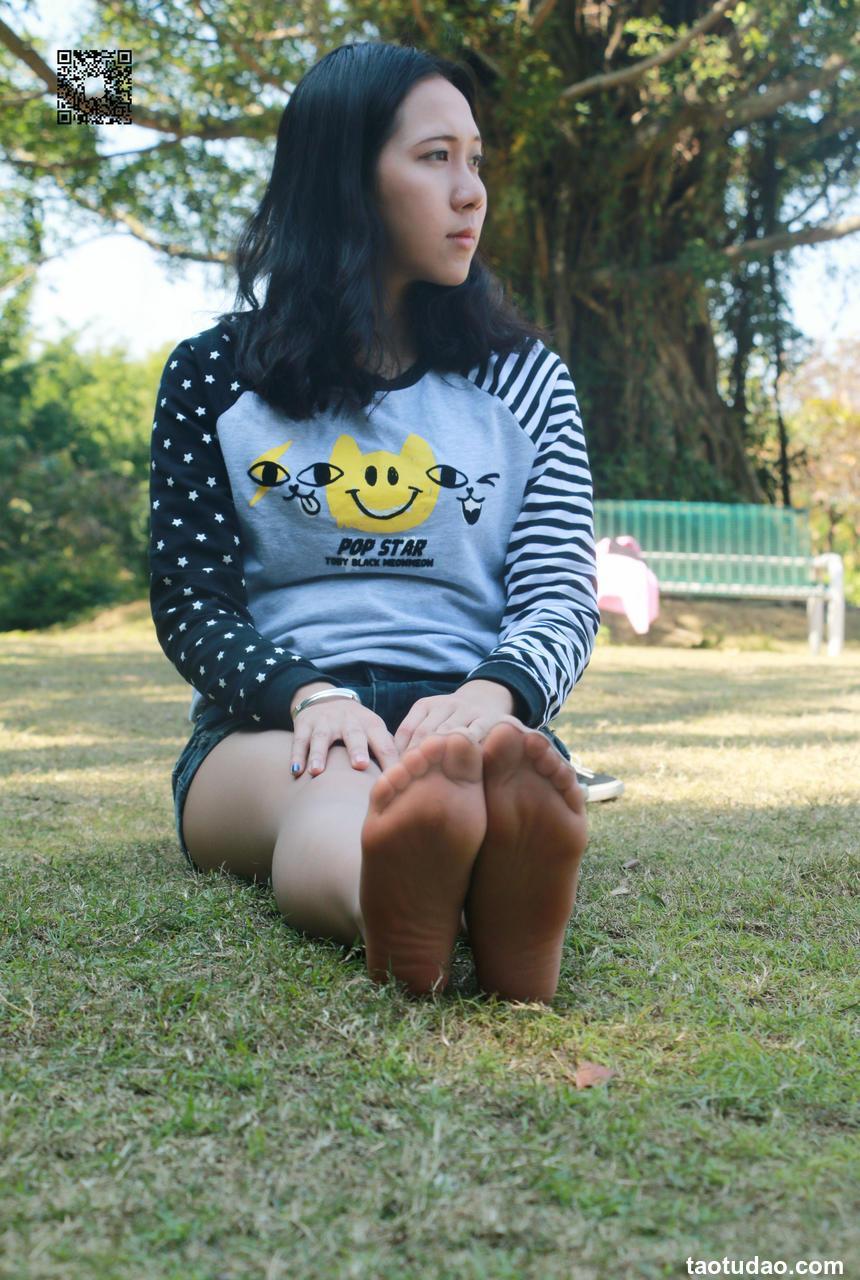 [MussGirl慕丝女郎] 学妹系列14 把小学妹拉出来拍一组 (1)[80P／126MB]