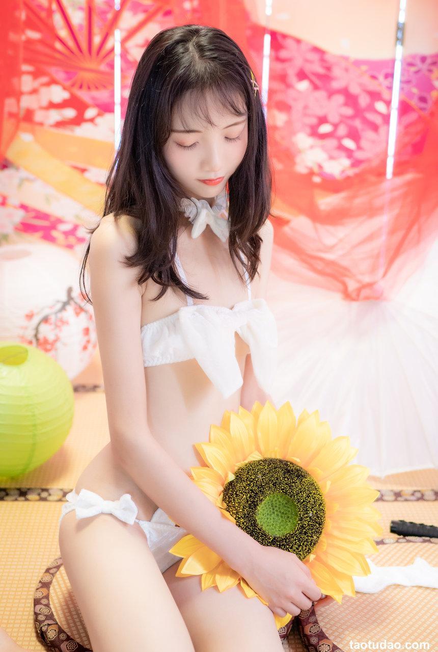 西瓜少女 NO.011  日系棚拍白猫咪内衣 [34P-356MB]