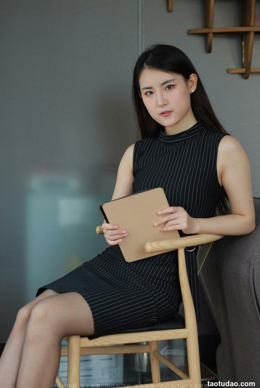 [IESS异思趣向] 2022.04.15 丝享家1060：小宝《新人报道》[76P／115MB]