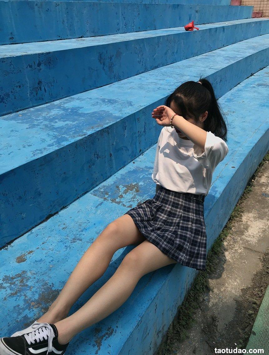 [最爱帆布鞋] 丝袜美腿写真 ON.26 图套+视频